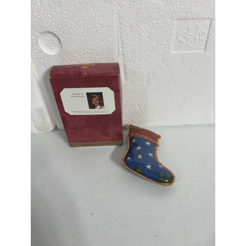 Hallmark Keepsake Ornament Daughter‎ Pressed Tin Dated 1997 Christmas Stocking